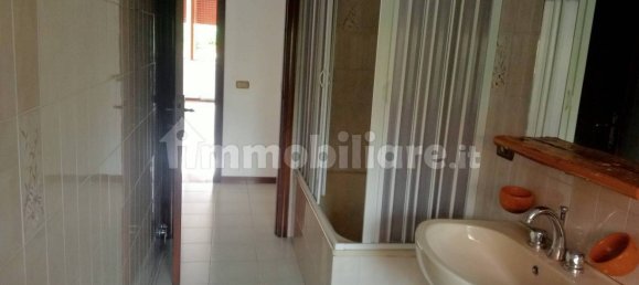 Apartamento de 2 dormitorios en Alba Adriatica, Italy No. 341351 14