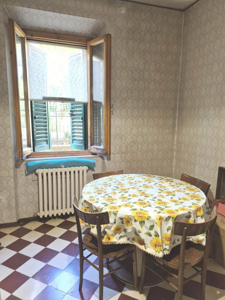 3 bedrooms Apartment in Gambassi Terme, Italy No. 322919