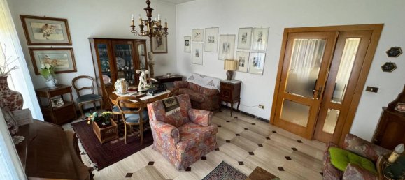 7 rooms Apartment in Porto San Giorgio, Italy No. 5997 2