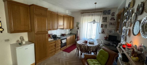 7 rooms Apartment in Porto San Giorgio, Italy No. 5997 3