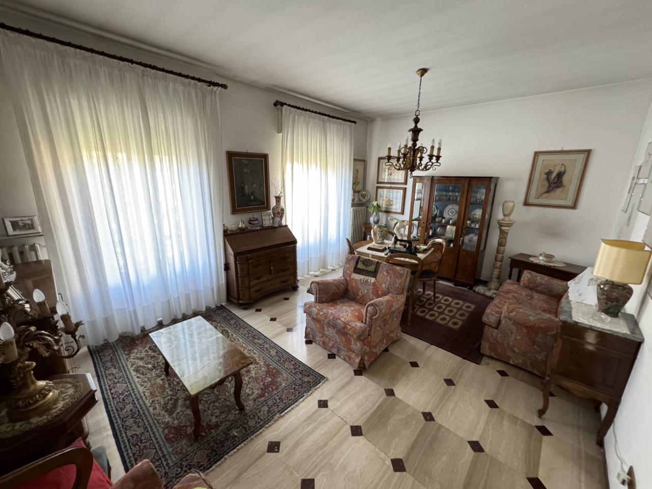 7 rooms Apartment in Porto San Giorgio, Italy No. 5997