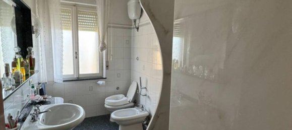 7 rooms Apartment in Porto San Giorgio, Italy No. 5997 11