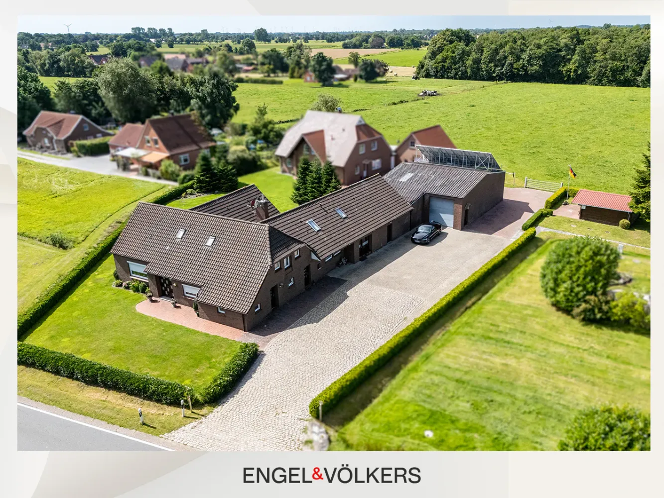 5 bedrooms Townhouse in Aurich, Germany No. 272232