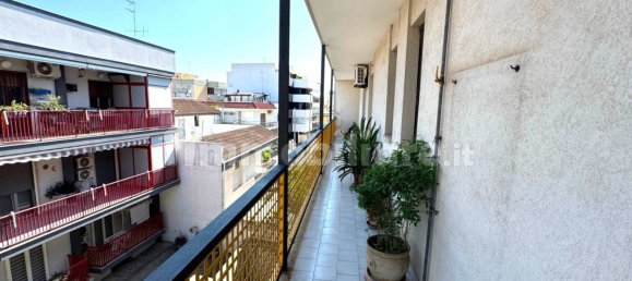 Apartamento T2 em Triggiano, Italy N.º 337154 27