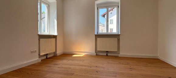 3 rooms Apartment in Gmunden, Austria No. 162616 2