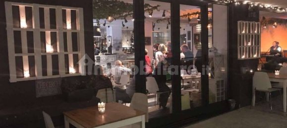 2 rooms Commercial property in Rome, Italy No. 119091 22