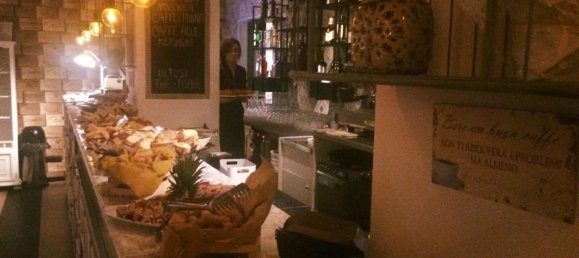 2 rooms Commercial property in Rome, Italy No. 119091 11