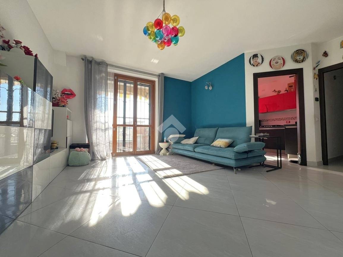 Apartamento T3 em Carugate, Italy N.º 288120