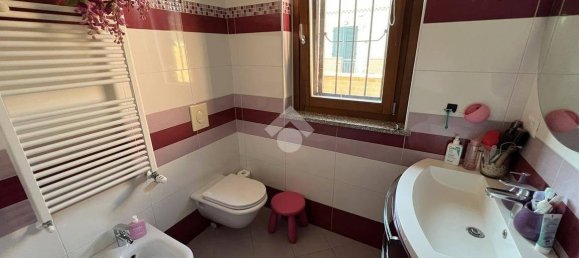 Apartamento T3 em Carugate, Italy N.º 288120 25