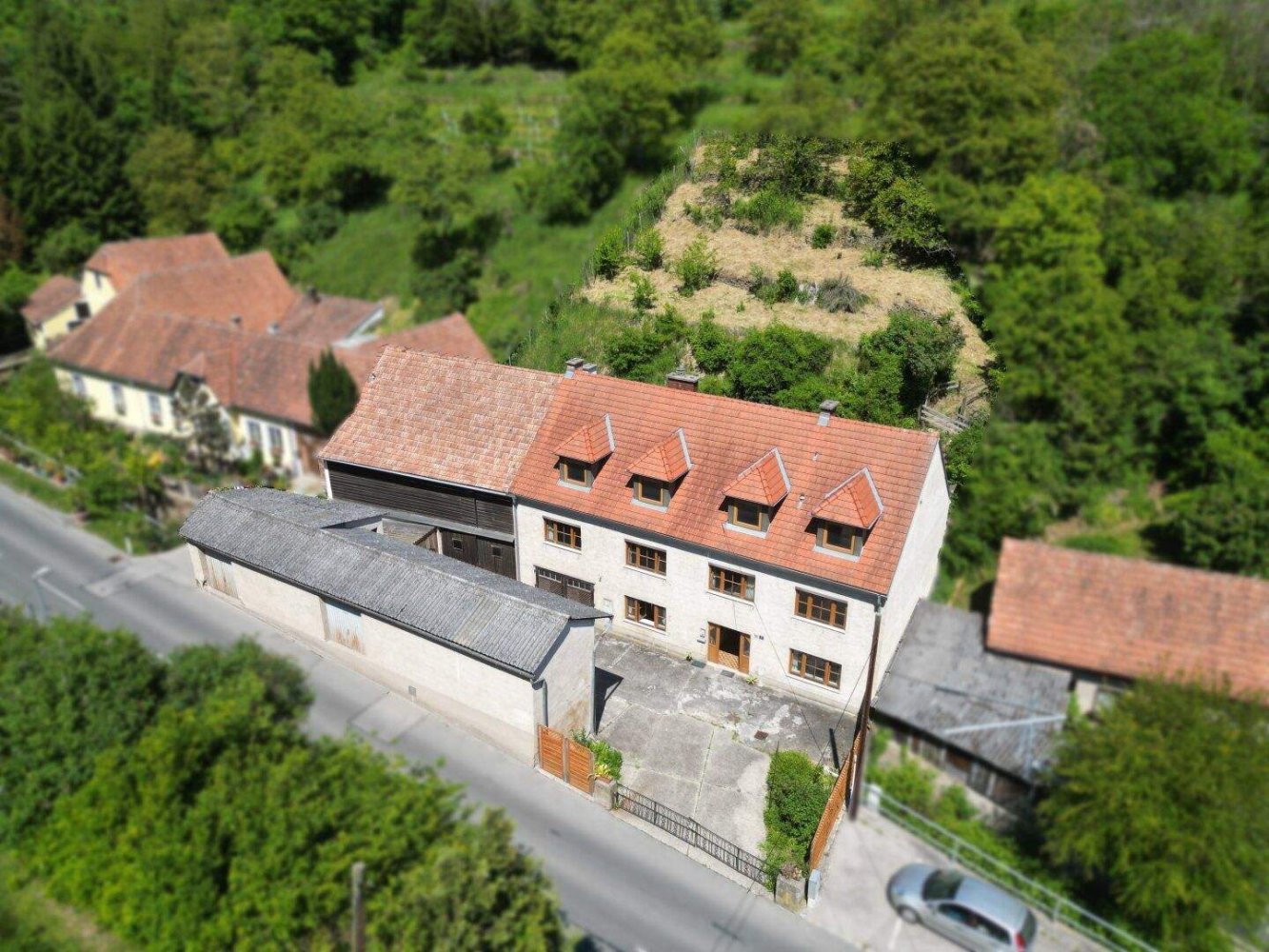 8 rooms House in Krems an der Donau, Austria No. 244376