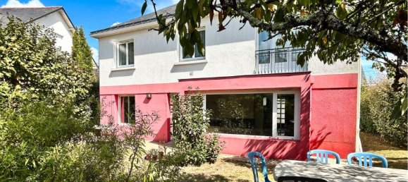 5 bedrooms House in Nantes, France No. 324970 4