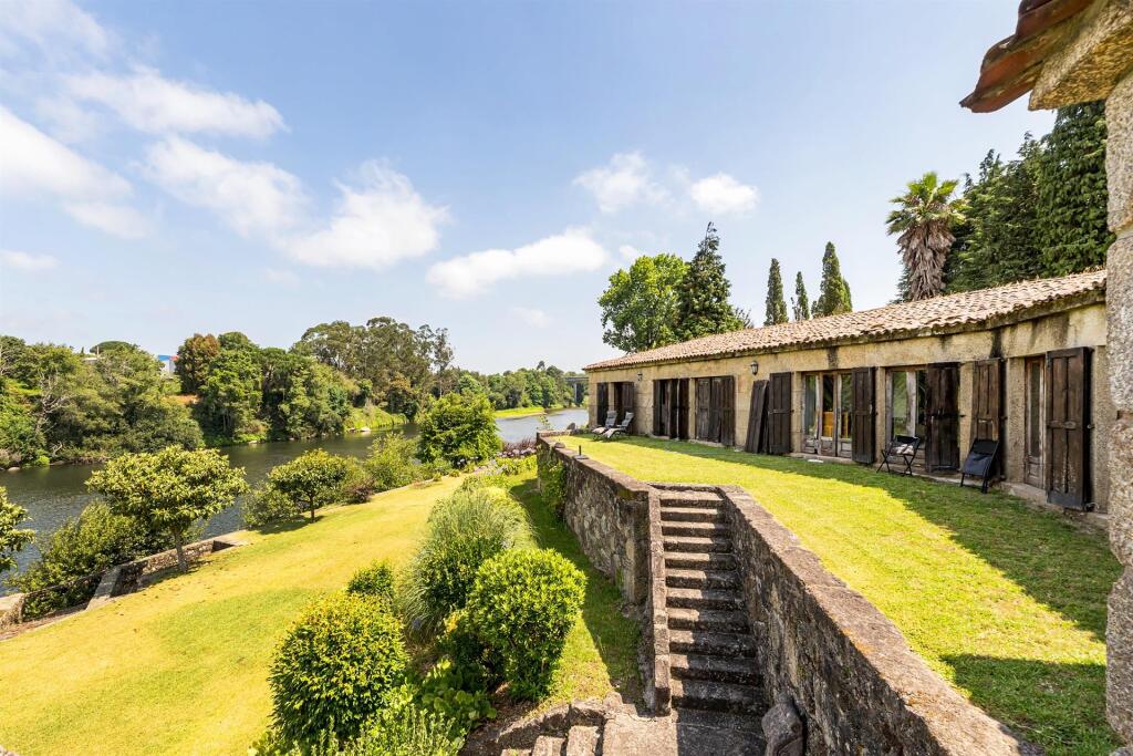 4 chambres Maison à Barcelos, Portugal No. 212425