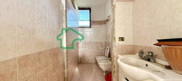 4-salle Appartement à Crema, Italy No. 206160 12