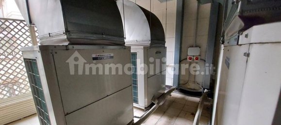 1730m² Office in Turin, Italy No. 318477 9