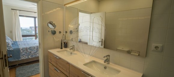 4 bedrooms House in Sao Felix da Marinha, Portugal No. 181800 22