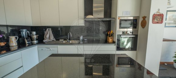 4 bedrooms House in Sao Felix da Marinha, Portugal No. 181800 7