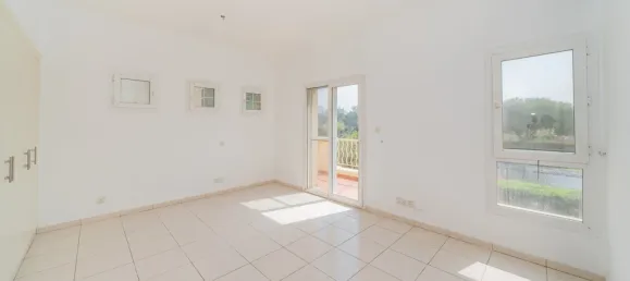 3 Schlafzimmer Villa in The Springs, UAE, Nr. 106081 8