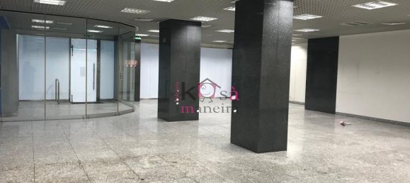 428m² Commercial property in Lisbon, Portugal No. 141675 6
