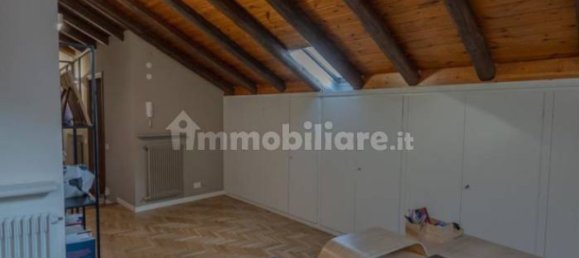 2 bedrooms Apartment in Piacenza, Italy No. 114541 2