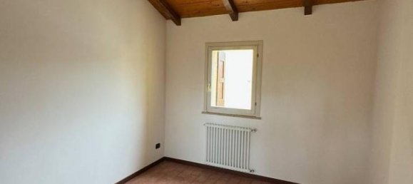 3 rooms Apartment in Modena, Italy No. 149130 14