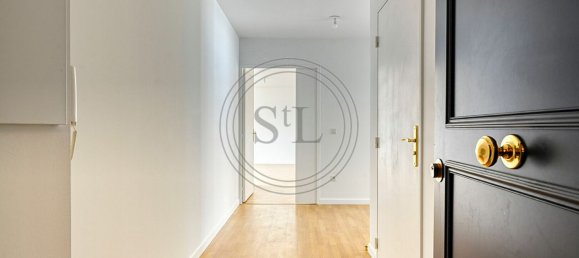 4 bedrooms Apartment in Versailles, France No. 351424 16