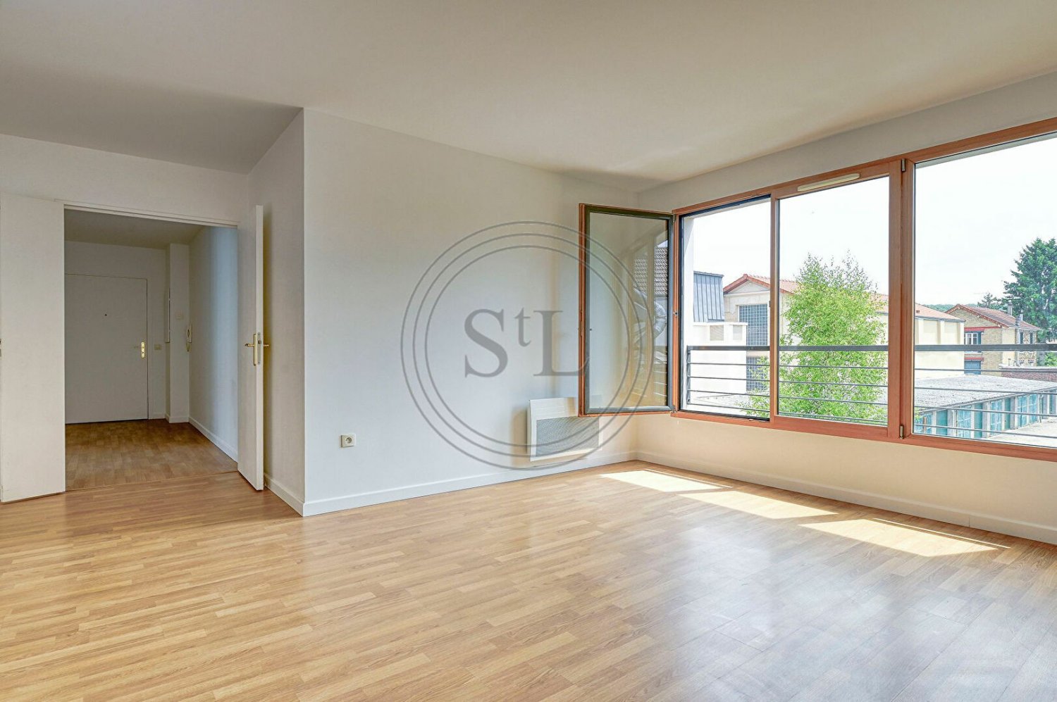 4 bedrooms Apartment in Versailles, France No. 351424