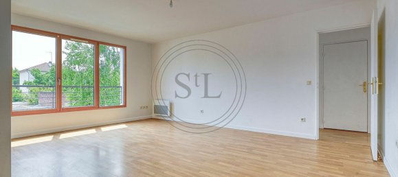 4 bedrooms Apartment in Versailles, France No. 351424 3