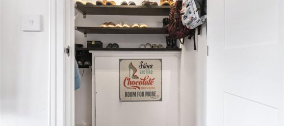 4 bedrooms House in Whetstone, United Kingdom No. 6698 18