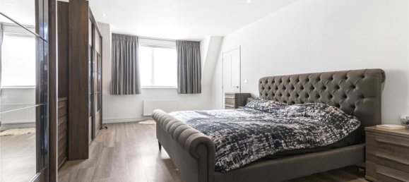 4 bedrooms House in Whetstone, United Kingdom No. 6698 46