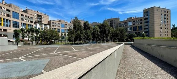 3 rooms Apartment in Rome, Italy No. 121049 6