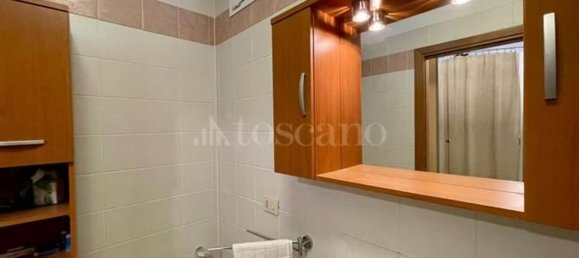 3 rooms Apartment in Rome, Italy No. 121049 22