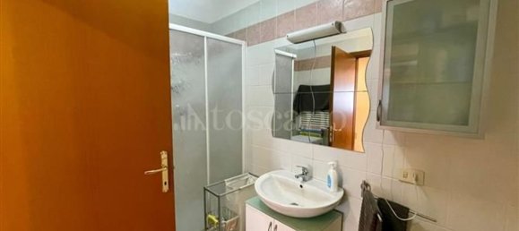 3 rooms Apartment in Rome, Italy No. 121049 20