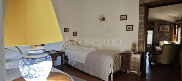 10-Zimmer Haus in Casole d'Elsa, Italy, Nr. 191148 36