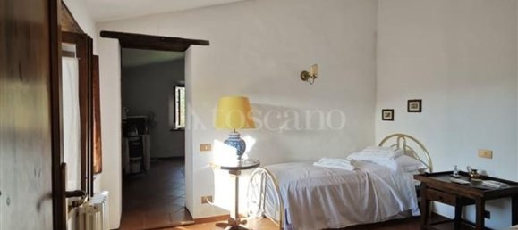 10-Zimmer Haus in Casole d'Elsa, Italy, Nr. 191148 35