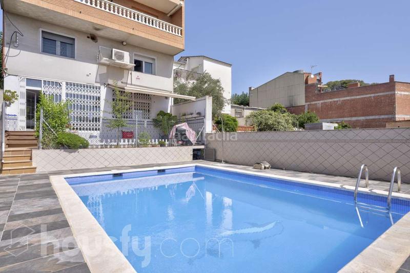 3 غرف نوم منزل في Rubi, Spain رقم 261703