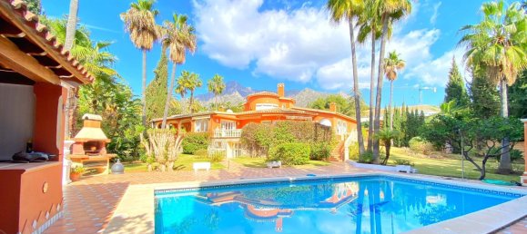 6 bedrooms Villa in Marbella, Spain No. 135357 9