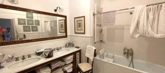 3 chambres Appartement à Florence, Italy No. 337583 13