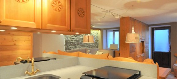 2 rooms House in La Salle, Italy No. 131601 4