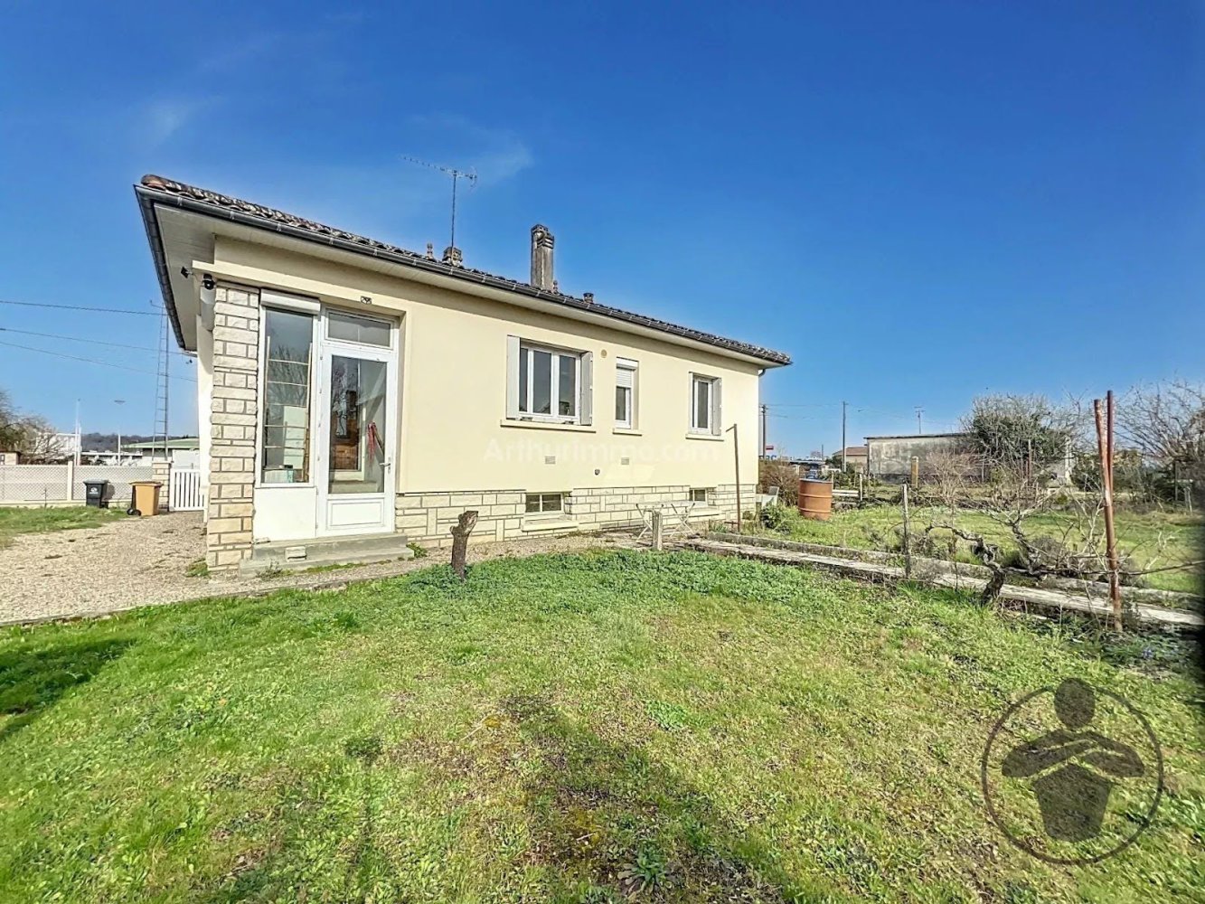 Дом с 2 спальнями в Кутра, Франция № 102767