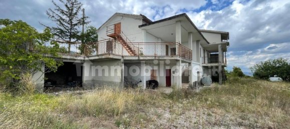 5 Schlafzimmer Haus in Civitella del Tronto, Italy, Nr. 345353 4
