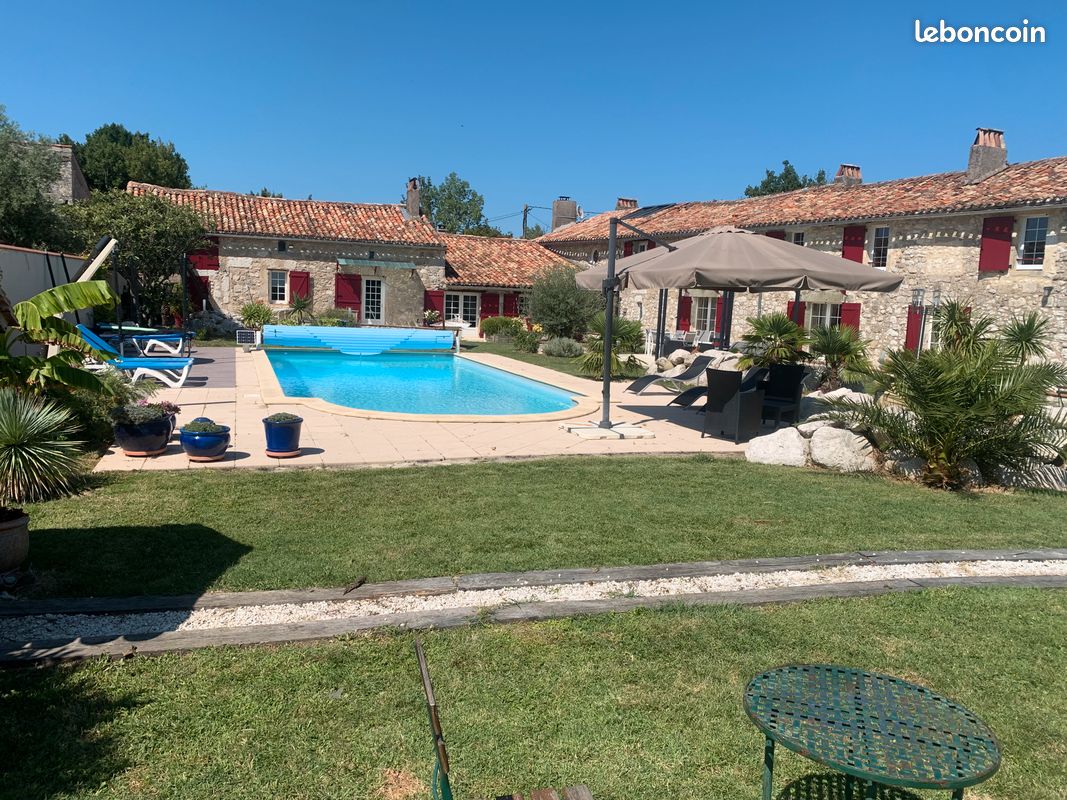 7 bedrooms Castles in Espiens, France No. 294661