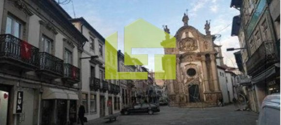 9 chambres Bâtiment à Vila Real, Portugal No. 70784 4