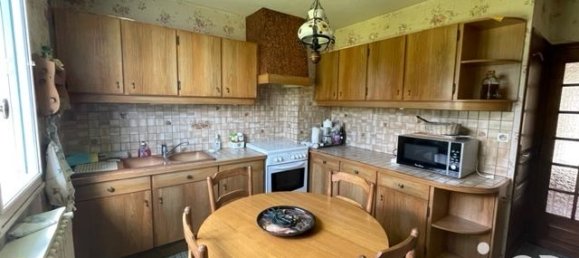 2 bedrooms House in Veigne, France No. 73502 23