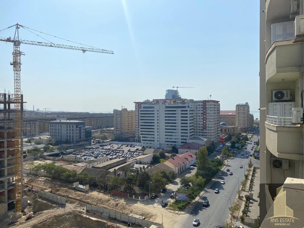 4 غرف نوم شقة في Khatay, Azerbaijan رقم 2073