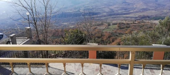 5غرفة شقة في Tufillo, Italy رقم 142888 16