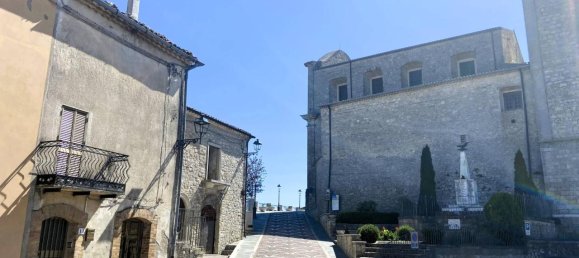 5غرفة شقة في Tufillo, Italy رقم 142888 24