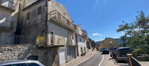 5غرفة شقة في Tufillo, Italy رقم 142888 17