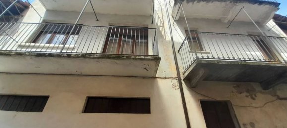 6 bedrooms Villa in Romagnano Sesia, Italy No. 335917 3