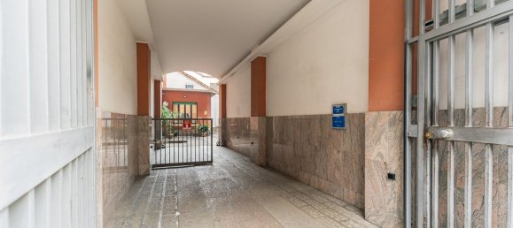 Studio in Milan, Italy No. 318560 2