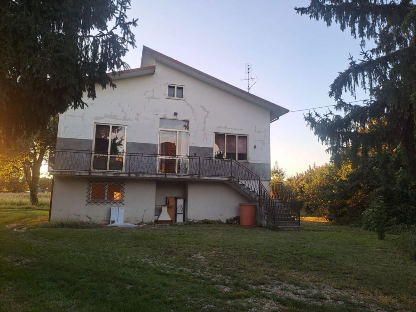 4 bedrooms House in Montecchio Maggiore, Italy No. 346402
